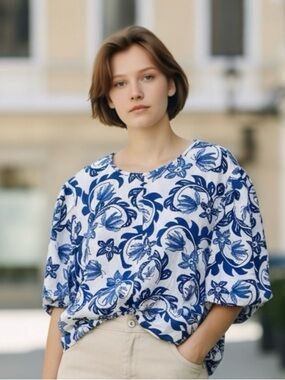 Marc New York Blue and White Floral Puff-Sleeve cropped top